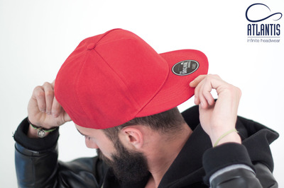 Кепка прямой козырек снепбек биза синяя