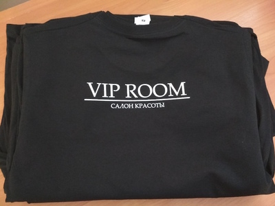  Трафаретная печать на футболках