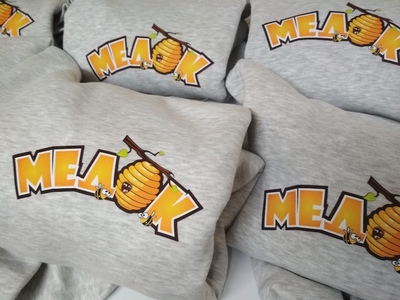 Толстовки на замке с цветным логотипом