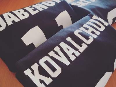 Свитшоты с фамилией и номером на спине