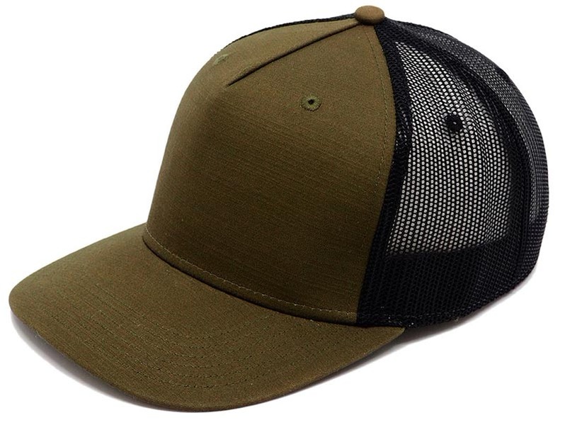 Кепка бейсболка тракер хаки/черная